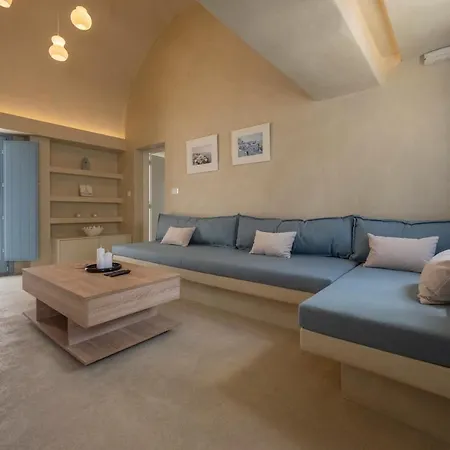 Tholaki Luxury Home Kamari  Exterior photo